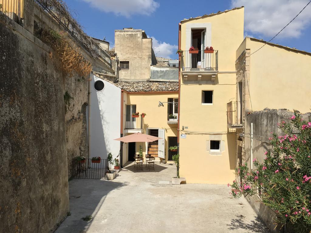 Antico Mercato Ragusa Exterior photo